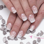 Babyboomer porcelán körmön
Babyboomer porcelán körmön