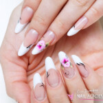 Gótikus mandula műköröm
Gótikus mandula műköröm