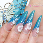 Orosz mandula műköröm
Orosz mandula műköröm