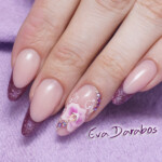 Hajlított mandula műköröm
Hajlított mandula műköröm