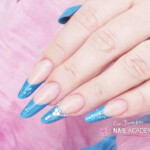 Gótikus mandula műköröm
Gótikus mandula műköröm