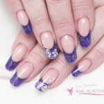 Pipe műköröm
Pipe műköröm